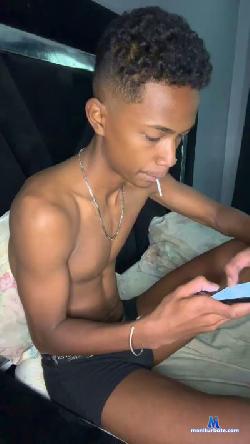 kaza18 cam4 live cam performer profile