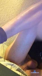 subDennis cam4 livecam show performer room profile