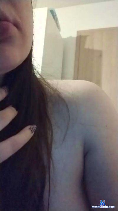 tina205 cam4 bisexual performer from Federal Republic of Germany  