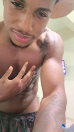 Vtnao22 cam4 live cam performer profile