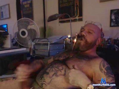 grrrbear07 cam4 gay performer from United States of America daddybear livetouch 