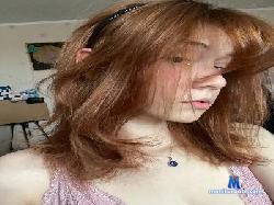 EadlinButtrey cam4 live cam performer profile