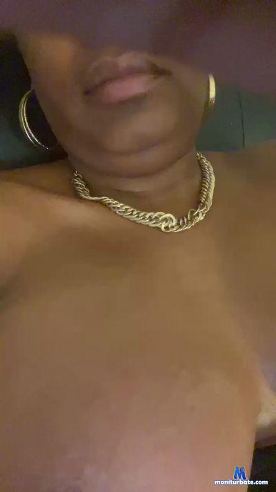 Loxina cam4 bisexual performer from French Republic Pipi 