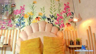 ambar_bliss cam4 bicurious performer from United States of America  