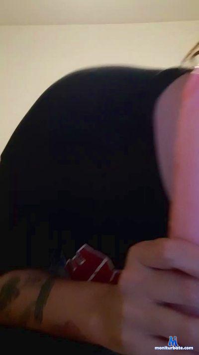 Hardcandy29 cam4 bisexual performer from Argentine Republic  