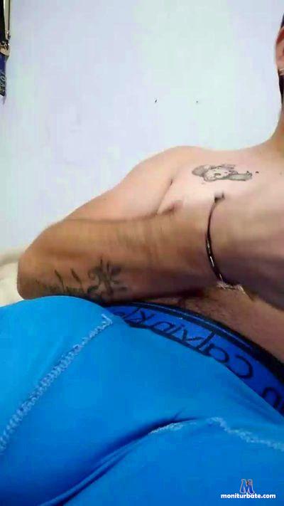 andres0069_sexy cam4 bisexual performer from Republic of Colombia  