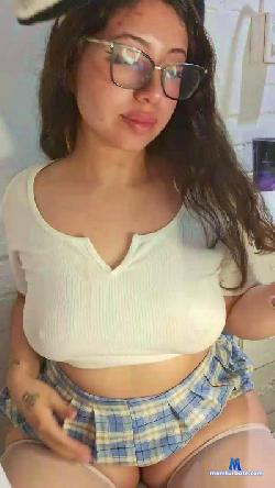 trinityybaby cam4 live cam performer profile