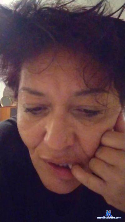 Divina77 cam4 bisexual performer from Republic of Italy  