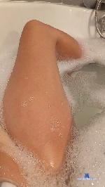 Misspoussy cam4 livecam show performer room profile