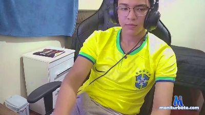 Paulinh0_ cam4 straight performer from Federative Republic of Brazil cute gamer amateur 