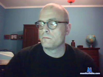 robschiavo cam4 gay performer from Republic of Italy  