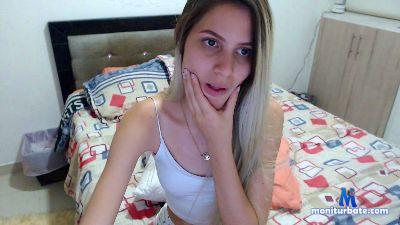 margaritafranco cam4 bisexual performer from United States of America latina 