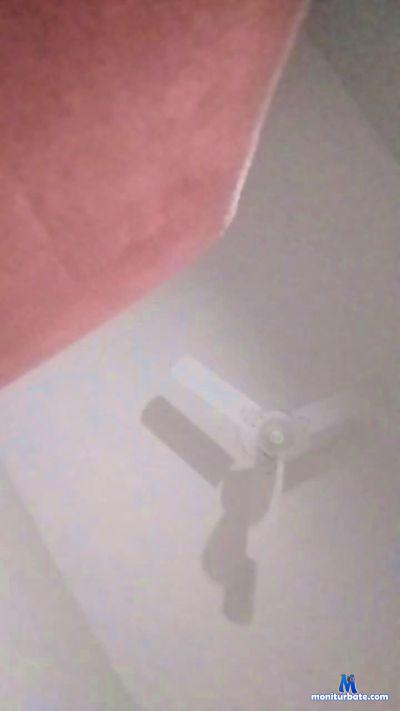 Babychubb28 cam4 bisexual performer from Federative Republic of Brazil  