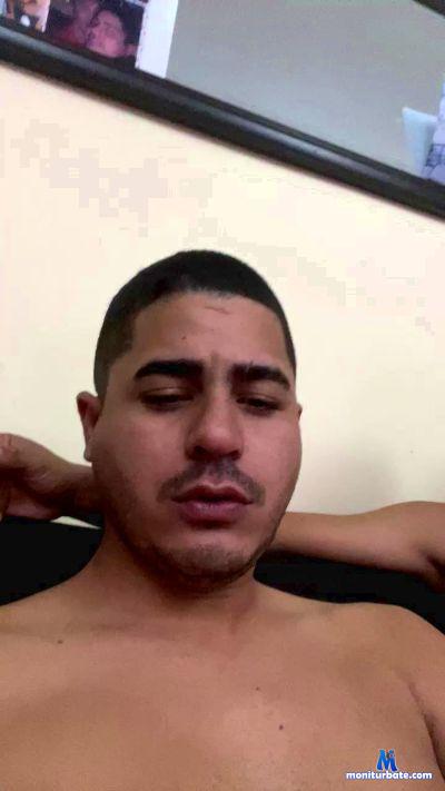 Willyima cam4 bisexual performer from Republic of Colombia boy latin men hetero 
