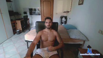marko9033 cam4 straight performer from Republic of Italy  
