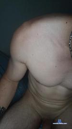 Javii_97 cam4 livecam show performer room profile