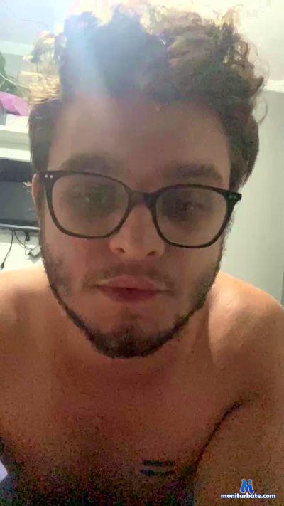ricardohotsexy cam4 gay performer from Federative Republic of Brazil  