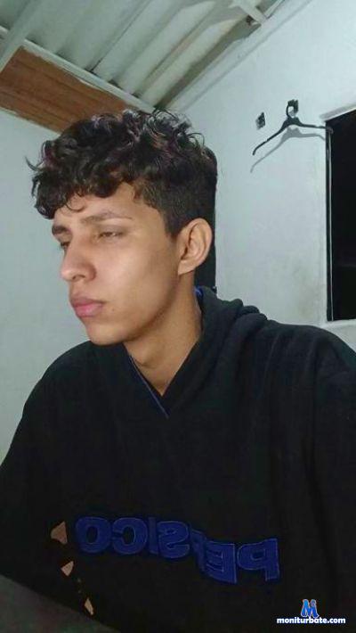 Allnei cam4 bisexual performer from Republic of Colombia  