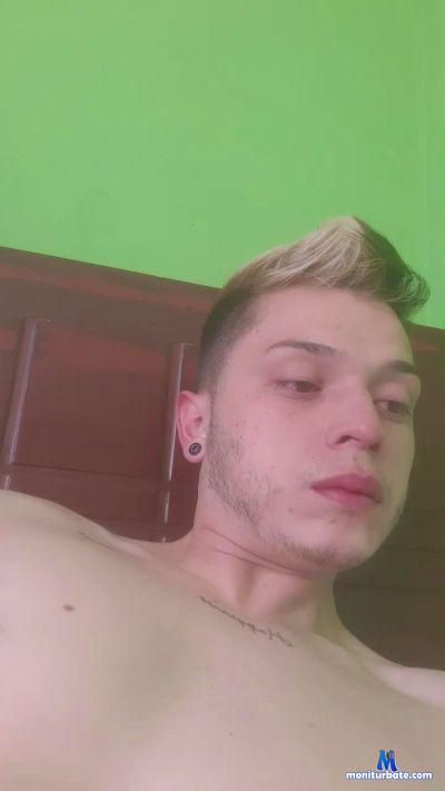 jasson_evans cam4 bisexual performer from Republic of Colombia rollthedice 