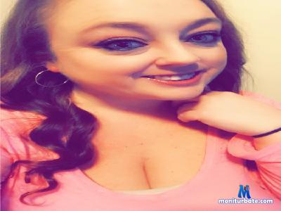 Boobalicious87 cam4 straight performer from United States of America  
