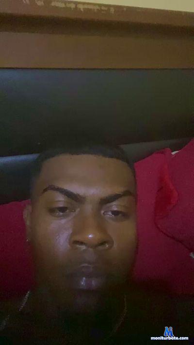 Elmore23Q cam4 straight performer from Republic of Chile  