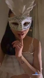 yumikoyng cam4 livecam show performer room profile