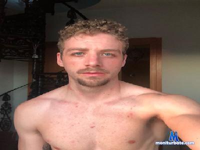 caiobrazil190 cam4 bisexual performer from Federative Republic of Brazil  