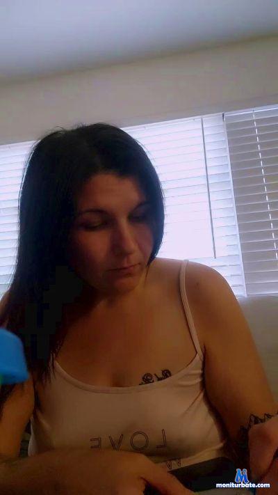BrandySeames cam4 bicurious performer from United States of America  