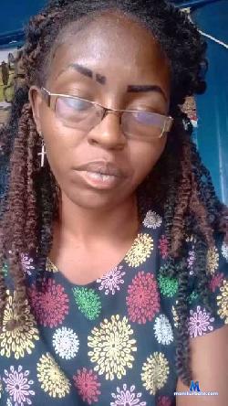 Chlovina8 cam4 live cam performer profile