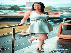 Isabella_Xari cam4 live cam performer profile