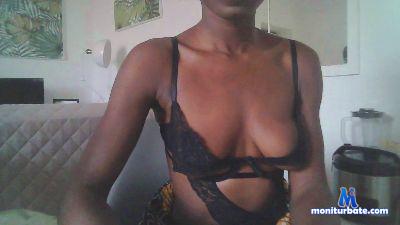 SweetyPie6 cam4 bicurious performer from Republic of Italy  