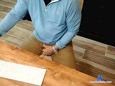 aMan2Use cam4 straight performer from United States of America slave dilf 