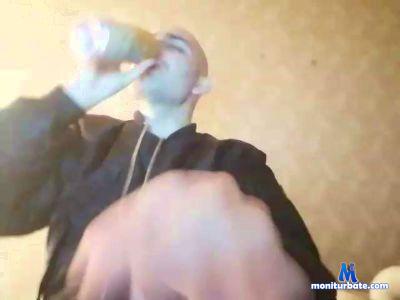 YoungRubbBoy cam4 gay performer from Republic of Austria  