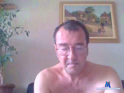 lookibisoum cam4 straight performer from French Republic  