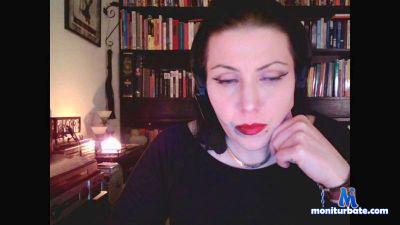 MadameMinola cam4 bisexual performer from Federal Republic of Germany bdsm dominatrix goth 