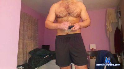 peter35pol_fun cam4 straight performer from United Kingdom of Great Britain & Northern Ireland  