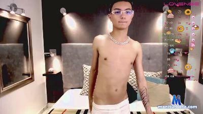 Byron_Roldan cam4 bisexual performer from Republic of Colombia schoolgirl C2C pee anal cum Teen Twink 