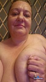 biggguk_sexy cam4 livecam show performer room profile