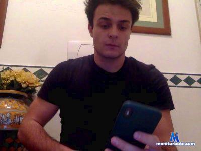 giacomogoli cam4 straight performer from Republic of Italy  