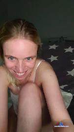 Kristenoksa cam4 livecam show performer room profile