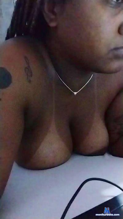 NegraLuz cam4 bisexual performer from Federative Republic of Brazil  