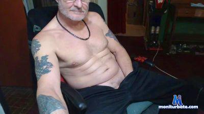 wisconsindad cam4 bisexual performer from United States of America  