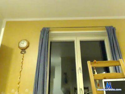 Zuzuhorn cam4 bicurious performer from Kingdom of Norway play dick bisex solo horny makemecum fun 