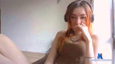 AnnellePinke cam4 bicurious performer from French Republic  