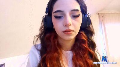 AwrinaSnow cam4 straight performer from Czech Republic schoolgirl C2C striptease cute cosplay 