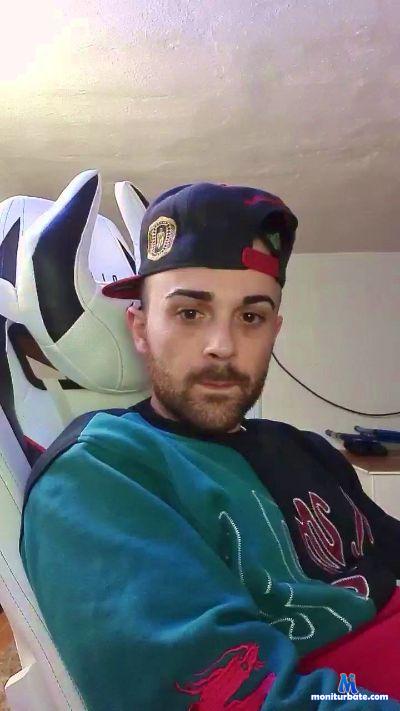 DarkBeats cam4 bicurious performer from Kingdom of Spain public outside teen 
