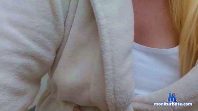 Sweetmary97 cam4 straight performer from United Kingdom of Great Britain & Northern Ireland  