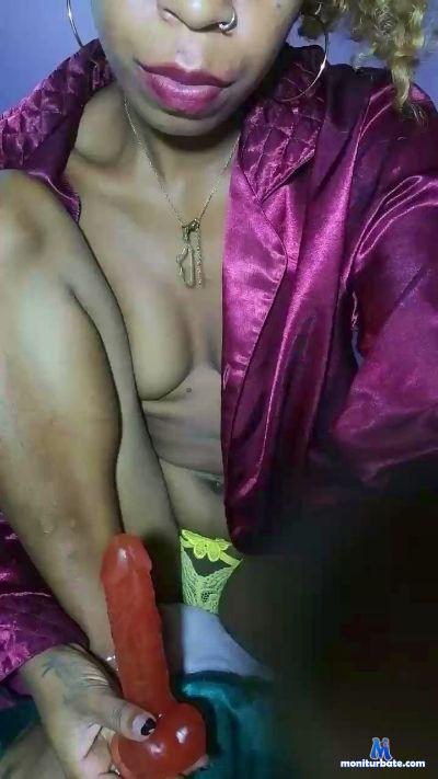 Sexiezoyda cam4 bisexual performer from Republic of Madagascar  