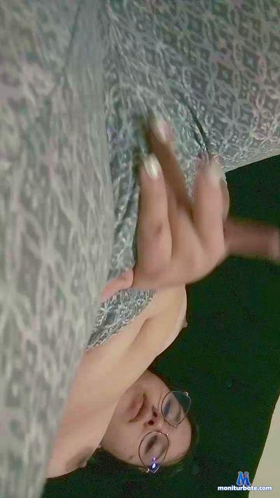 KathSophi cam4 bisexual performer from Republic of Chile masturbation squirt 