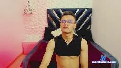aron_archie cam4 live cam performer profile